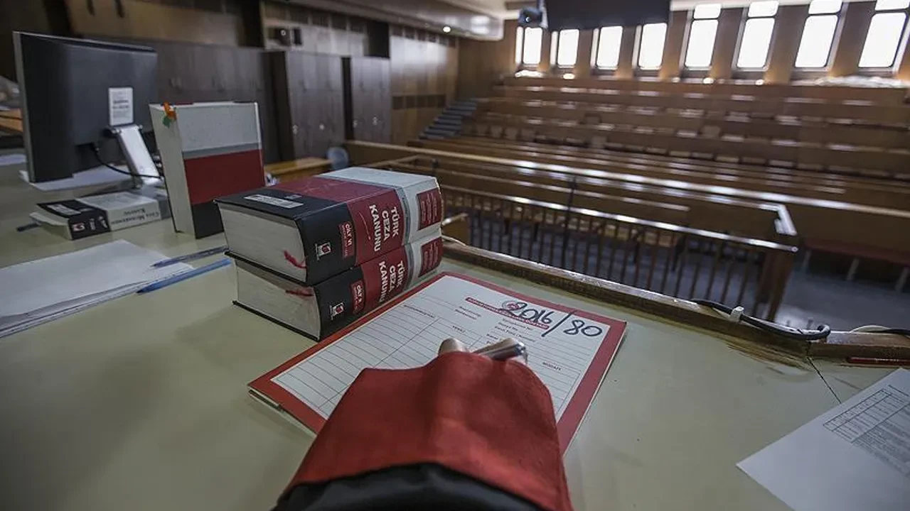 Büyükçekmece Adliyesi kasası soyuldu! 25 kilo altın ve 50 kilo gümüşle ortadan kayboldu