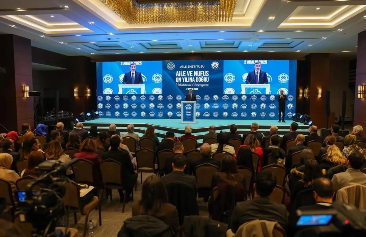 Cevdet Yılmaz Türkiye'nin doğurganlık hızını açıklayıp 4 ülke ismi saydı: Böyle giderse AB'nin de gerisine düşeceğiz