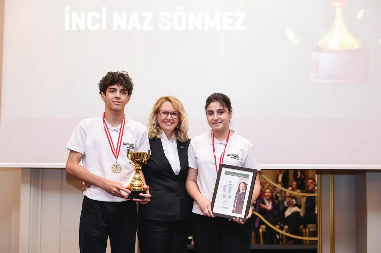 Darüşşafaka için kıtaları aşan koşucular bir araya geldi