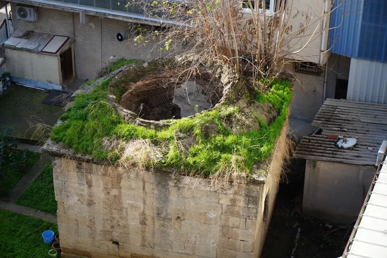 Kesik Baş Baba Türbesi can çekişiyor: Mahalleliden 'acil restorasyon' çağrısı