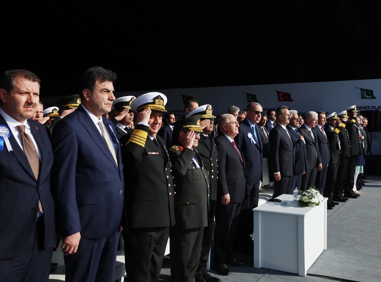 Cumhurbaşkanı Erdoğan 'yeni müjdeler olacak' diyerek duyurdu! 'Bugün Türk donanmasının gurur günü'