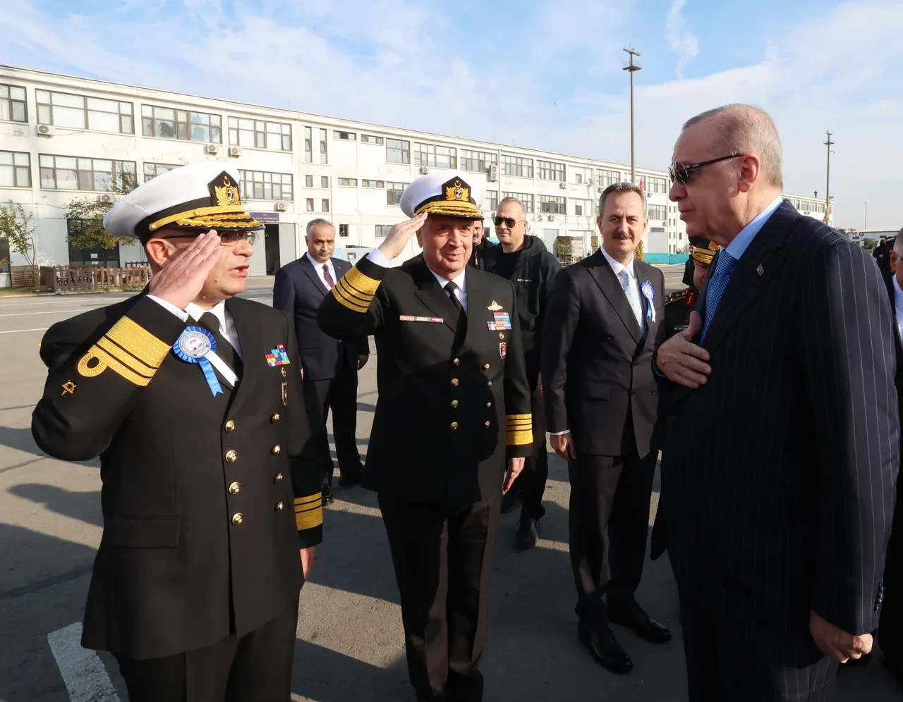 Cumhurbaşkanı Erdoğan 'yeni müjdeler olacak' diyerek duyurdu! 'Bugün Türk donanmasının gurur günü'