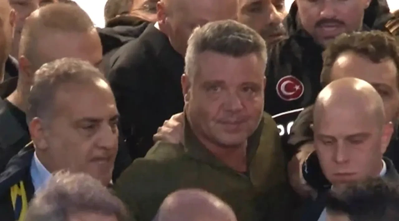 Türkiye'yi sarsan operasyonda yeni gelişme! Fenerbahçe Başkanı Sadettin Saran şüpheli olarak ifadeye çağrıldı