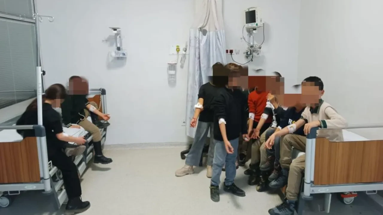 Van'da okulda zehirlenme vakası: 23 öğrenci hastanelik oldu