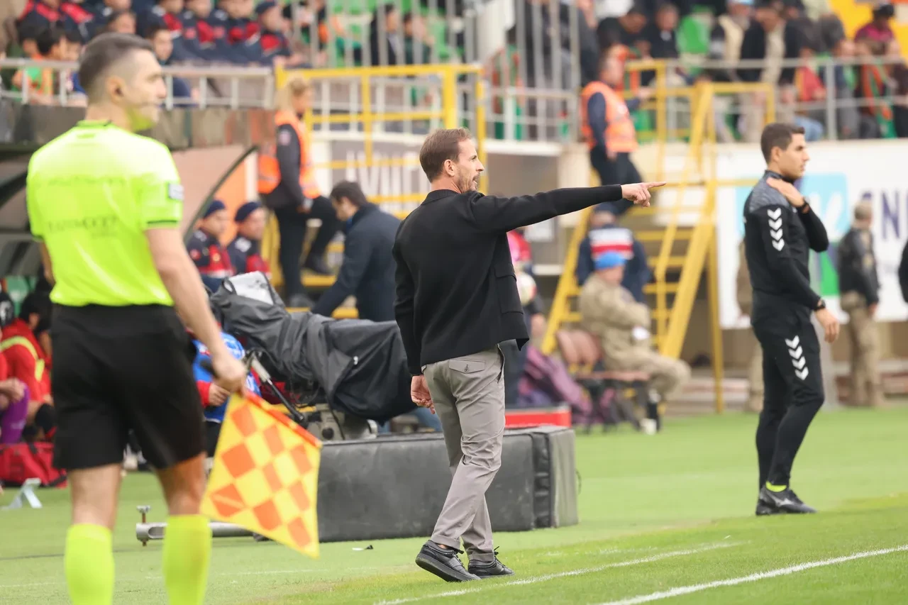 Alanyaspor Fatih Karagümrük maç sonucu kaç kaç? Seri 4 maça çıktı