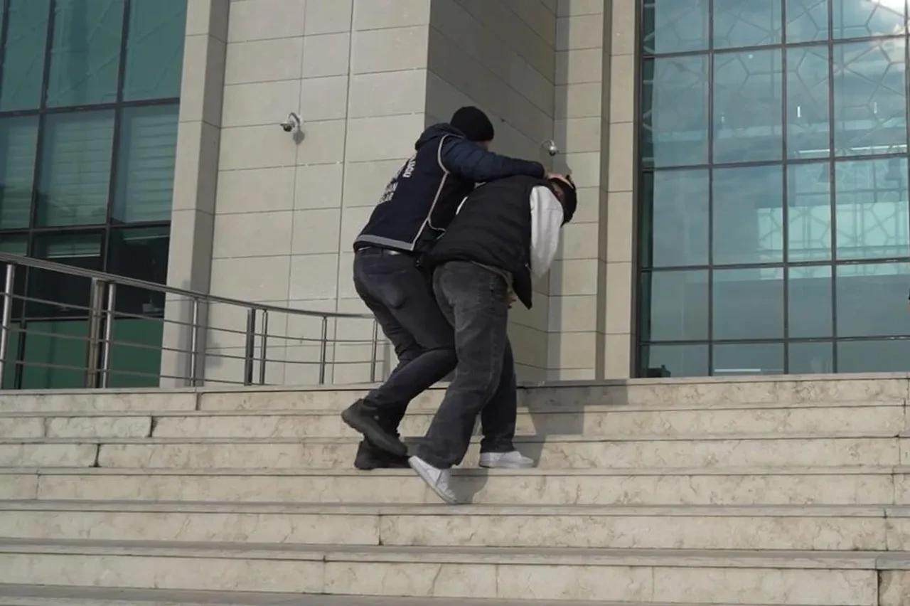 Kırıkkale'de 19 yaşındaki gence kabusu yaşattılar! Önce darp sonra gasp sonra da şantaj