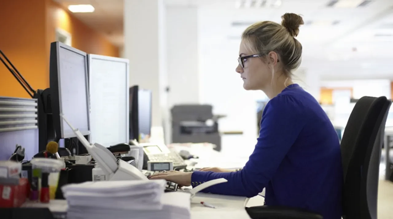 TBMM'ye dilekçe yağdı! Haftada 4 gün çalışma Meclis gündemine girdi