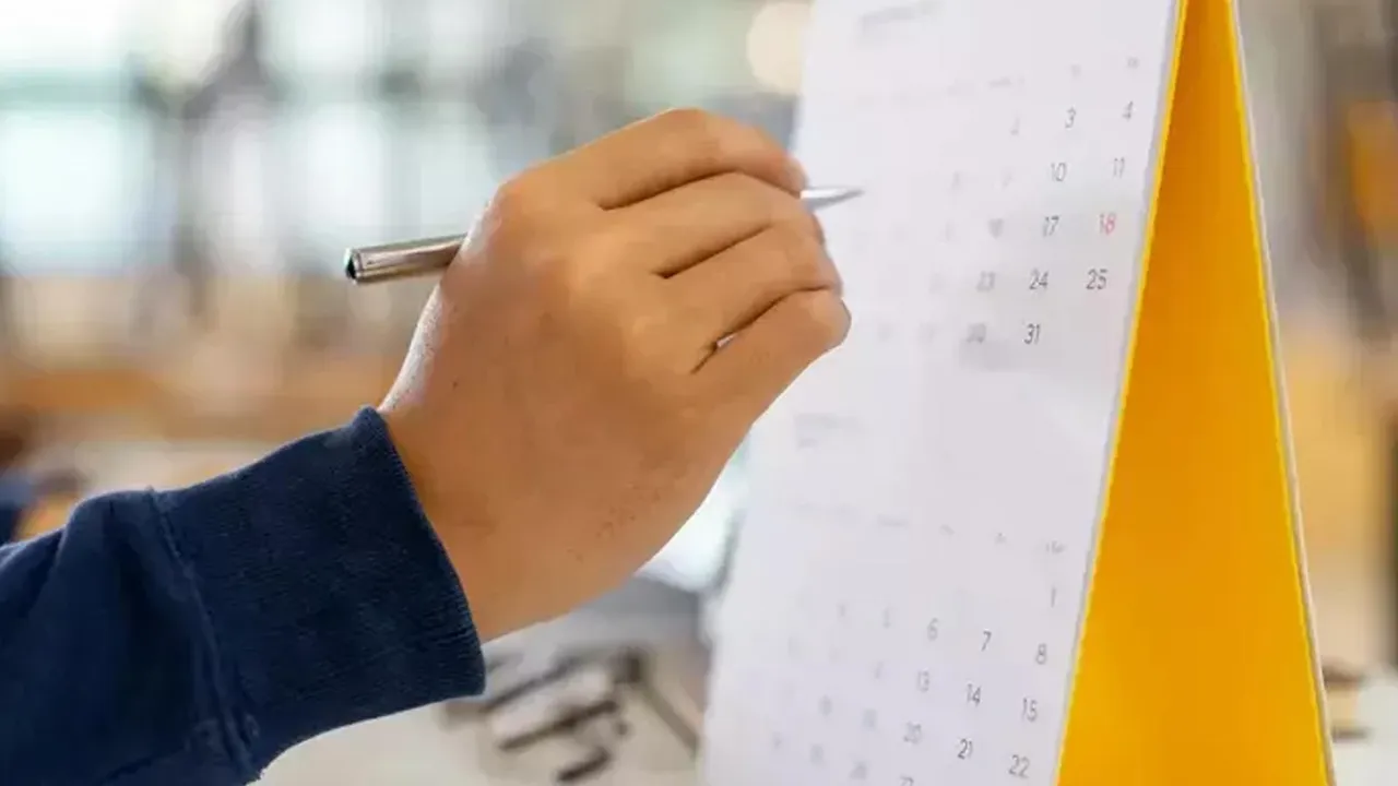 1 Ocak yılbaşı tatili 4 güne uzatılacak mı? Yılbaşı kaç gün tatil, 31 Aralık yarım gün mü? 