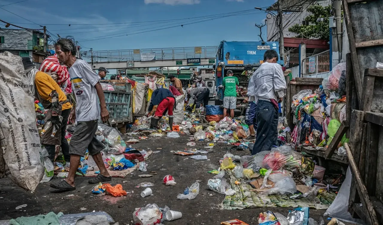 Filipinler'in Manila şehrinde bulunan Tondo bölgesi
