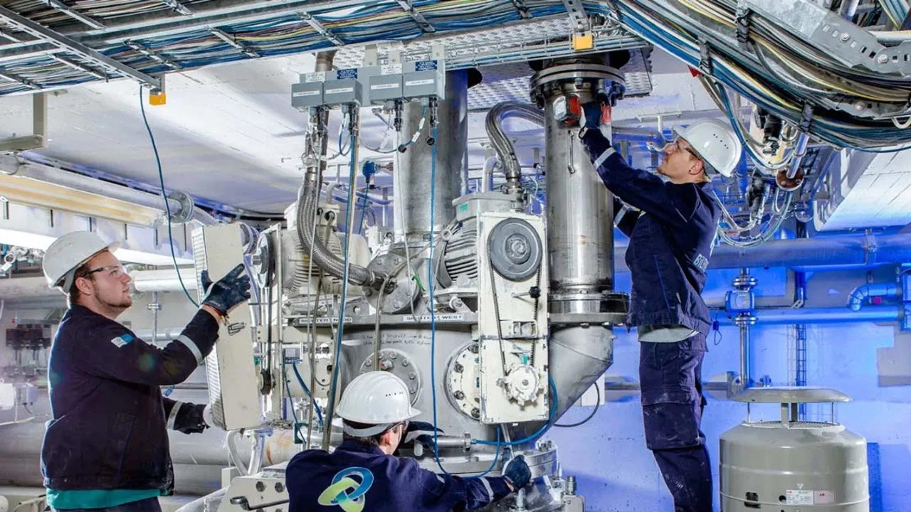 Alman devinden Türkiye'de kritik satın alma