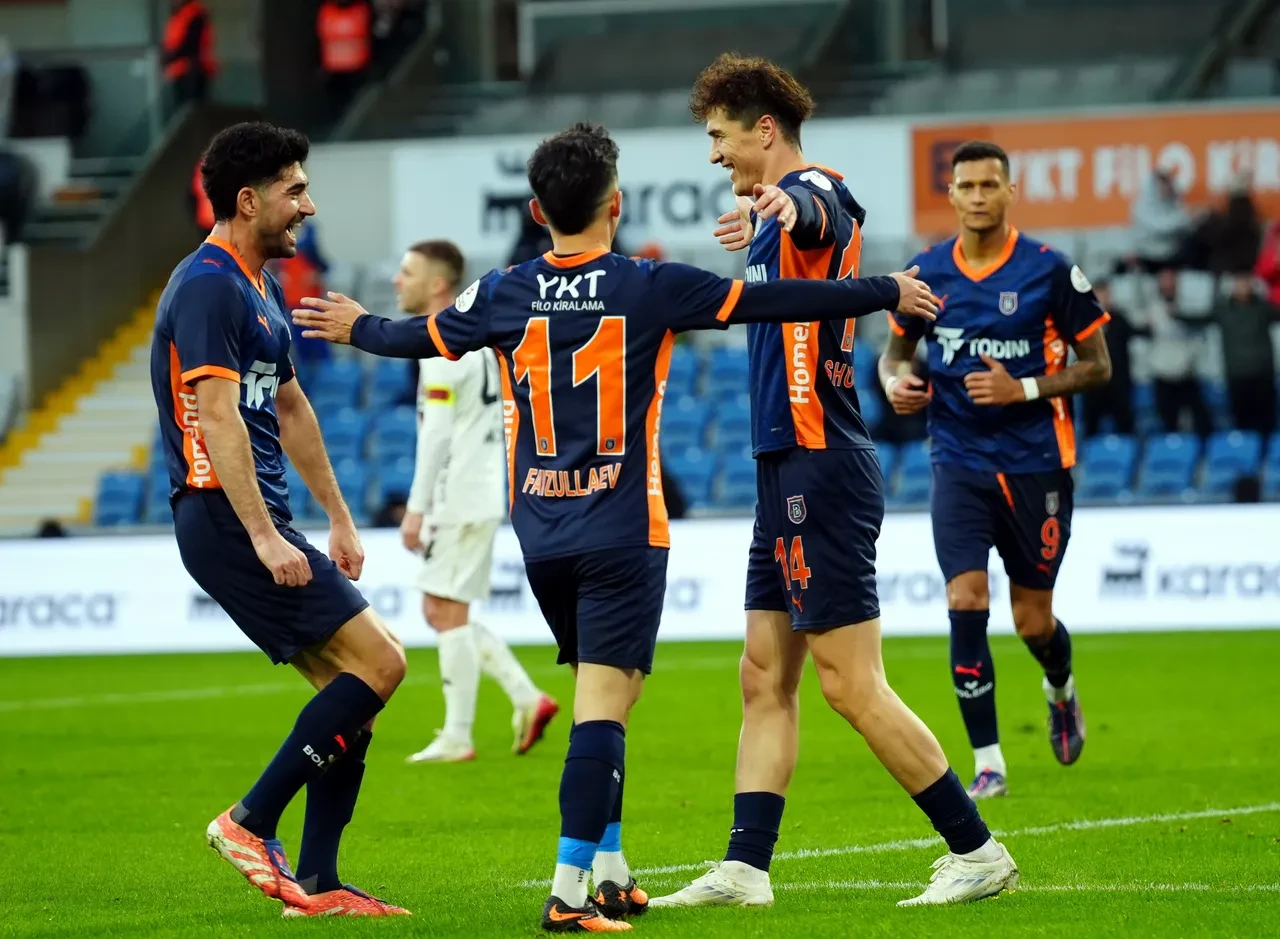 Başakşehir Gaziantep FK maç sonucu kaç kaç? 6 gollü gecede nefesler kesildi