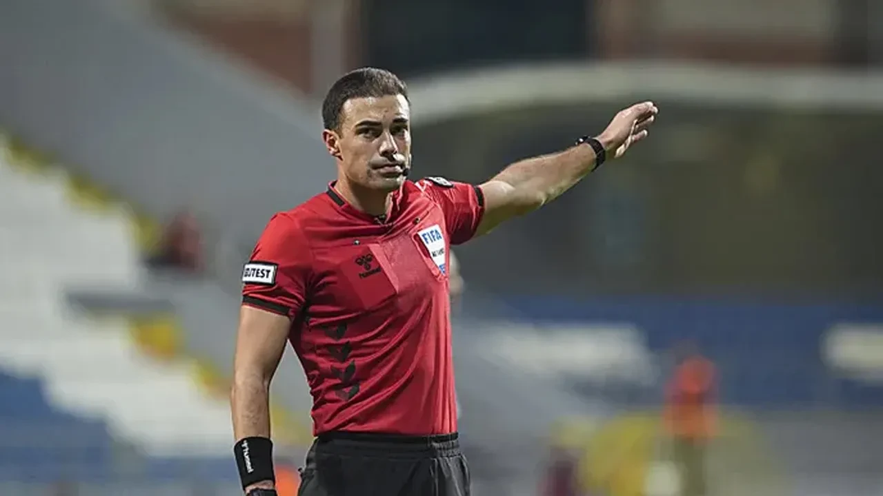 Fenerbahçe- Beşiktaş derbisinin hakemi belli oldu