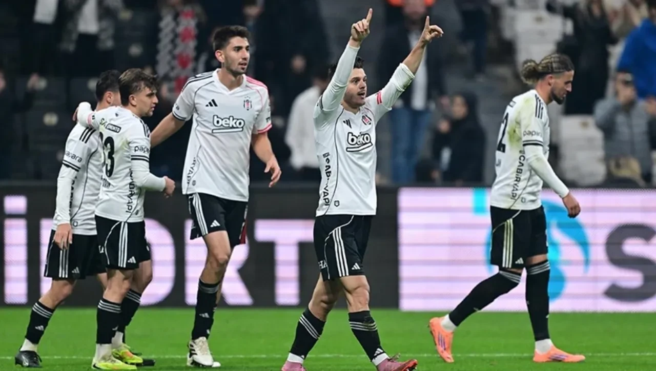 Fenerbahçe Beşiktaş kupa maçı hangi kanalda? Şifresiz frekans ile derbi canlı izlenebilecek
