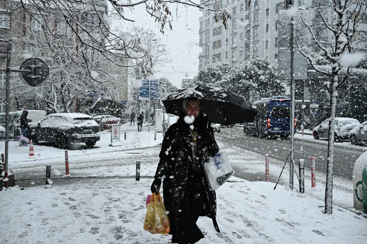İstanbul'a kar yağacak mı? Meteoroloji uzmanı açıkladı
