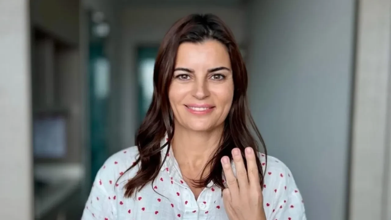 Kanserle mücadele eden Ece Vahapoğlu ameliyat olacağını duyurdu 