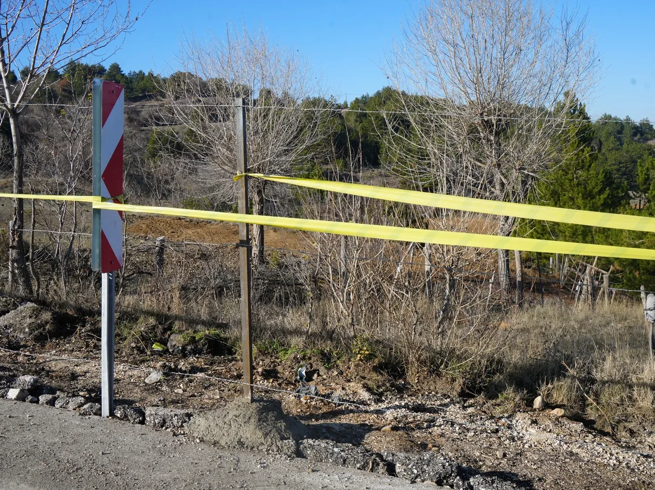 Kastamonu'da vatandaşı isyan ettiren manzara! 'Arazi benim' dedi, köy yolunu kestirdi