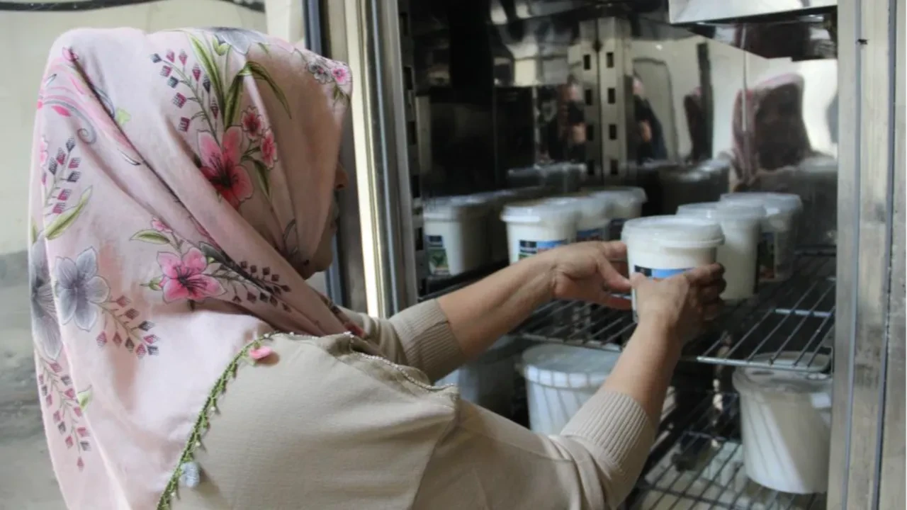 Köye yerleşip başladı, siparişlere yetişemiyor! Kadın girişimci 8 yıllık sırrını açıkladı