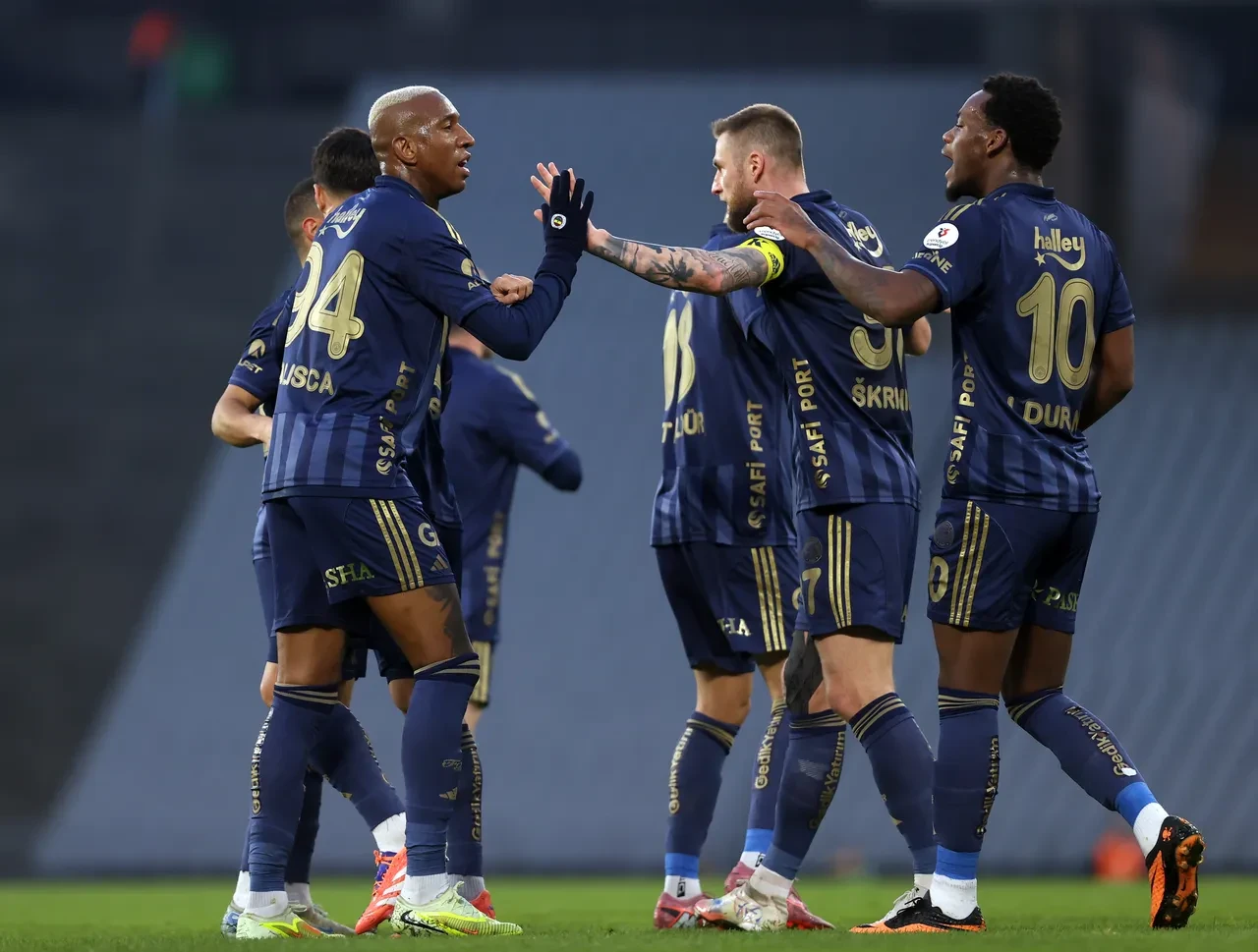 Kupada derbi heyecanı! İşte Fenerbahçe ve Beşiktaş'ta eksikler