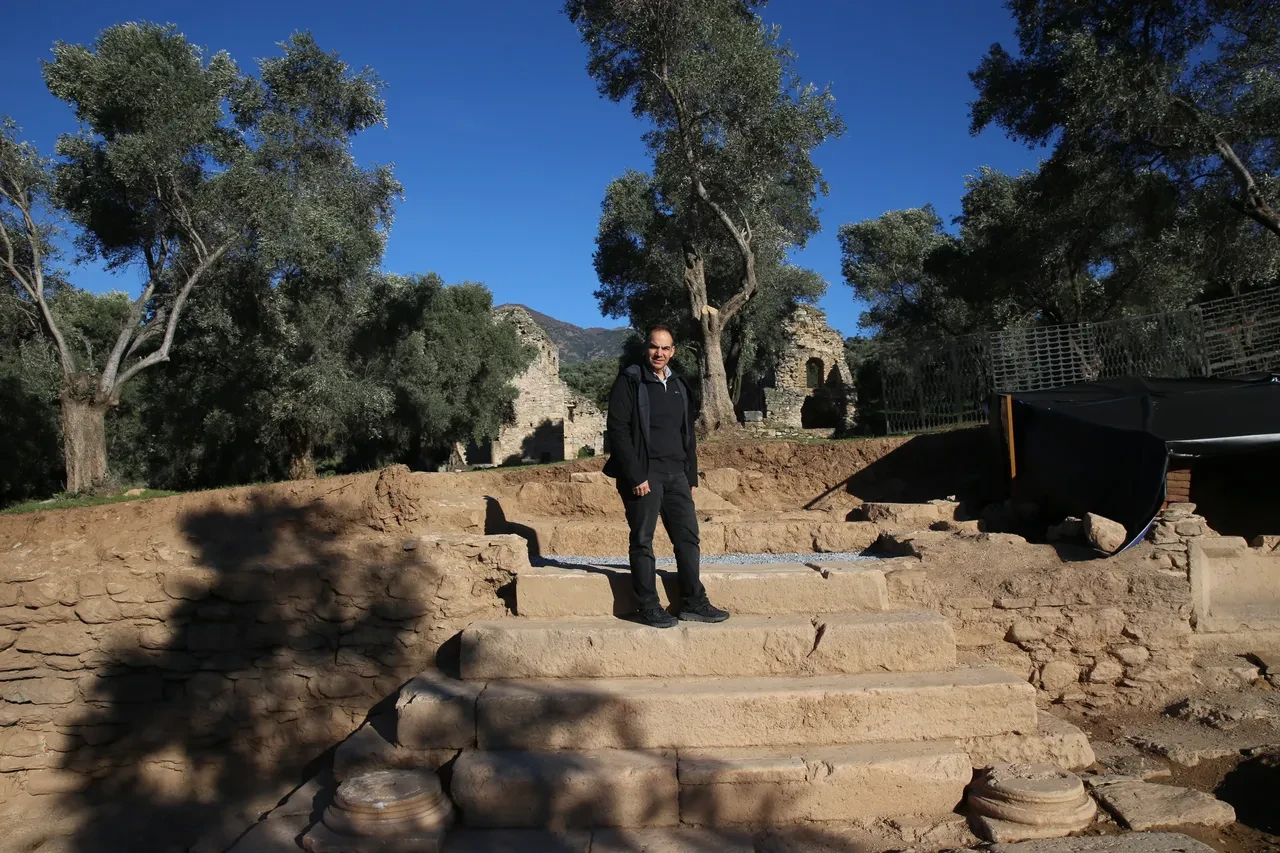 Nysa Antik Kenti'nde izine az rastlanır keşif: 1800 yıl önce bu basamakları kullanmışlar