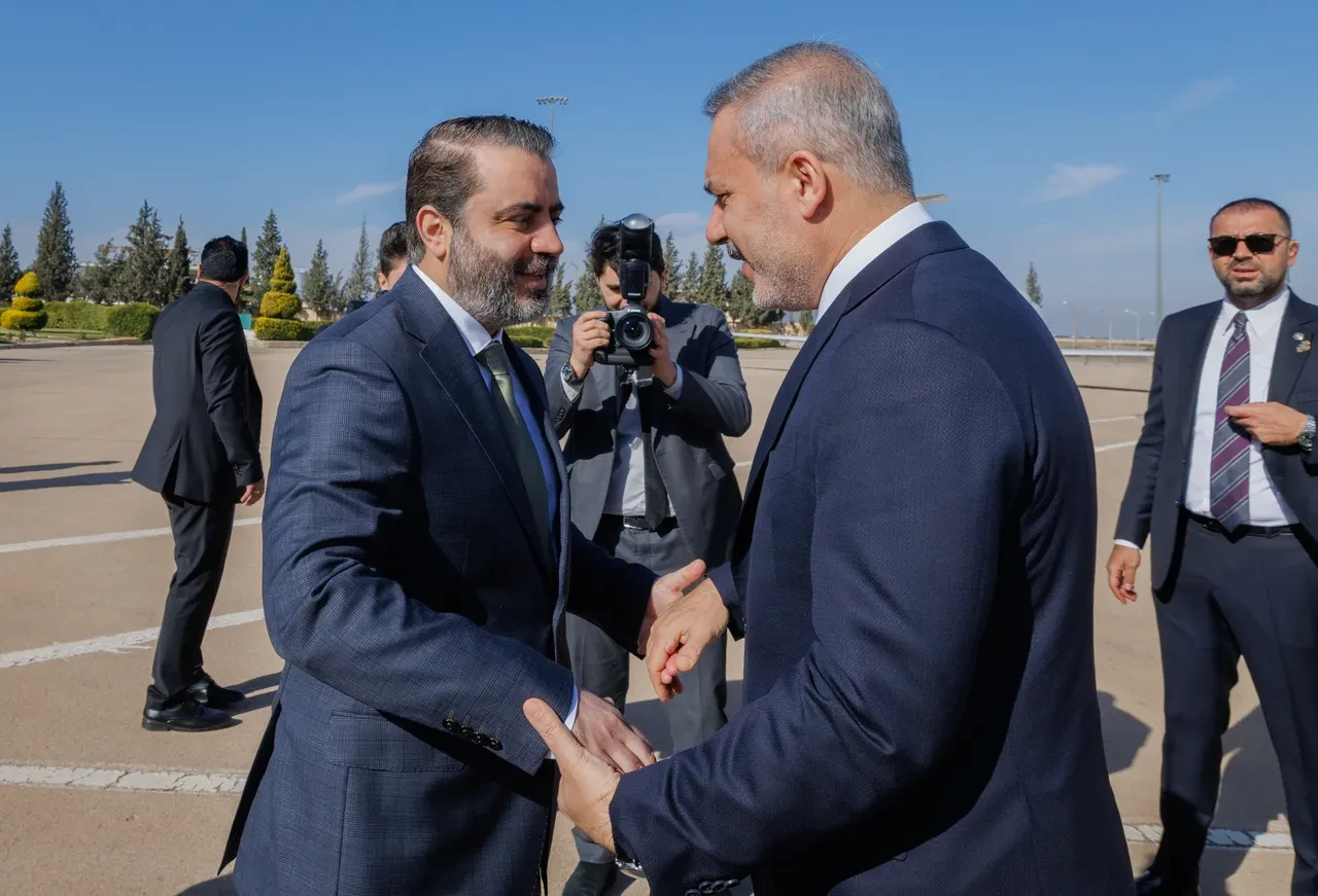 Suriye'de kritik temas! Bakan Fidan, Bakan Güler ve MİT Başkanı Kalın, Ahmed Şara ile görüşecek