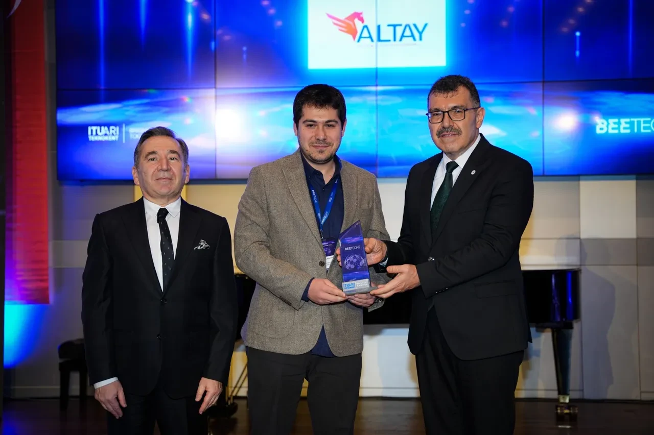  BEETECH 2025 Teknoloji Ödülleri sahiplerini buldu!