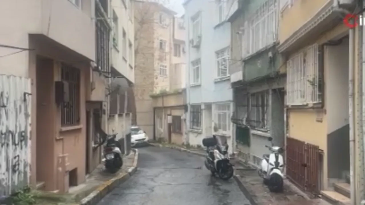 Böcek ailesinin ölümü sonrası benzer vaka! Beyoğlu'nda 5 kişilik ailede zehirlenme şüphesi