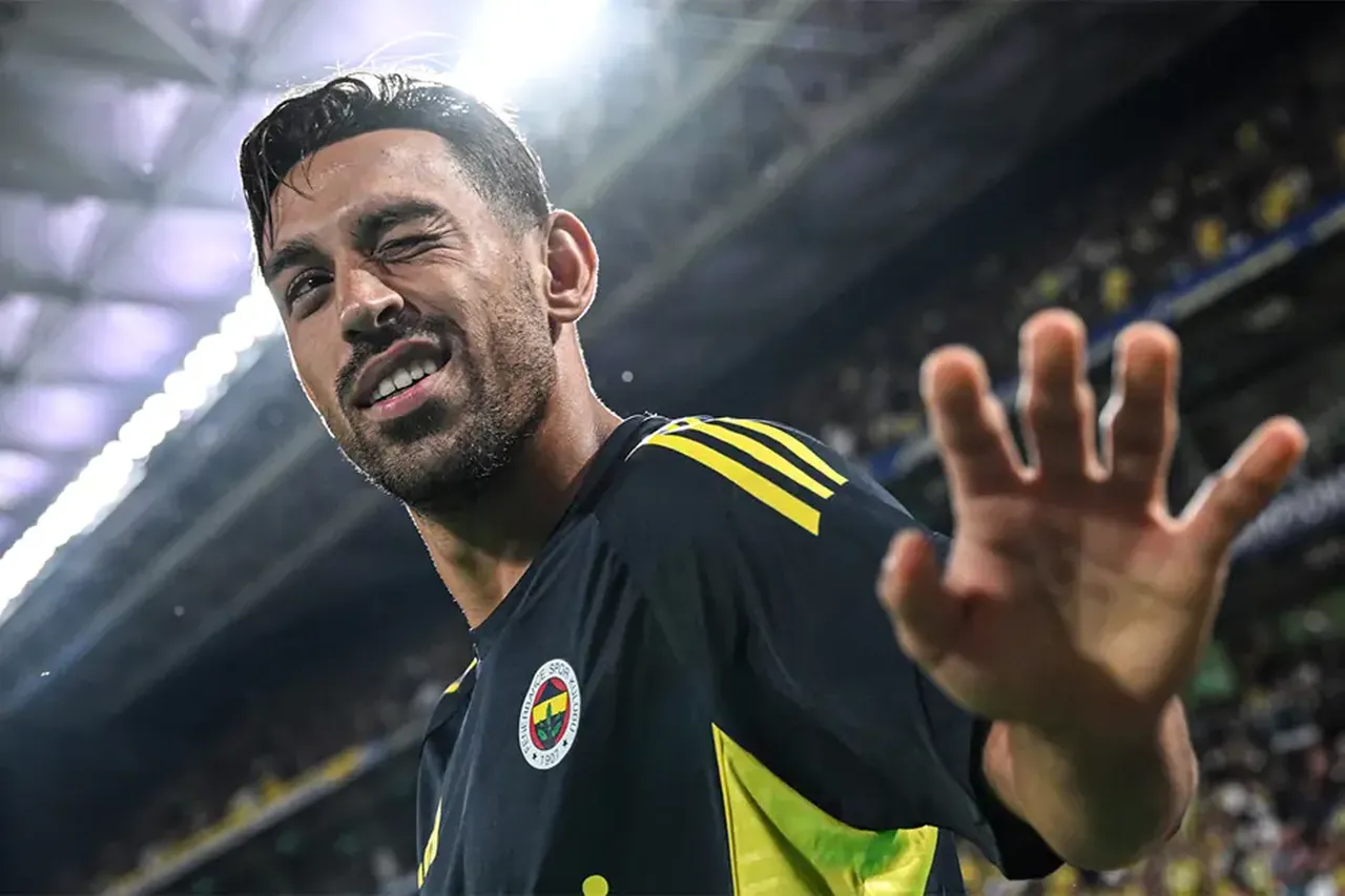 Fenerbahçe başka takım bulmasını istedi! Milli futbolcu ile ayrılık kararı