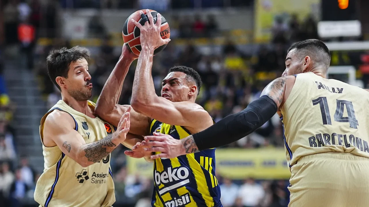 Fenerbahçe Beko Barcelona maç skoru kaç kaç? EuroLeague'de rakibini son topla ezdi