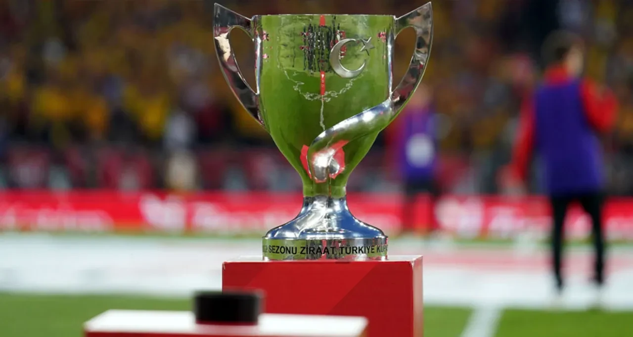 Fenerbahçe Beşiktaş CANLI nereden izlenir? Maç kadrosu açıklandı