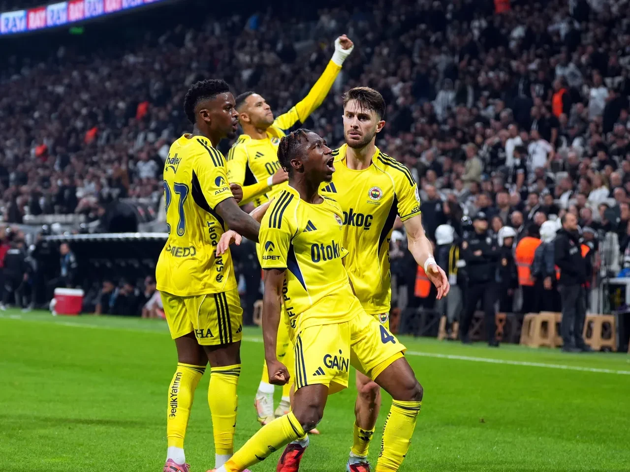 Fenerbahçe Beşiktaş maç kadrosu, muhtemel 11! FB BJK derbi kadrosu