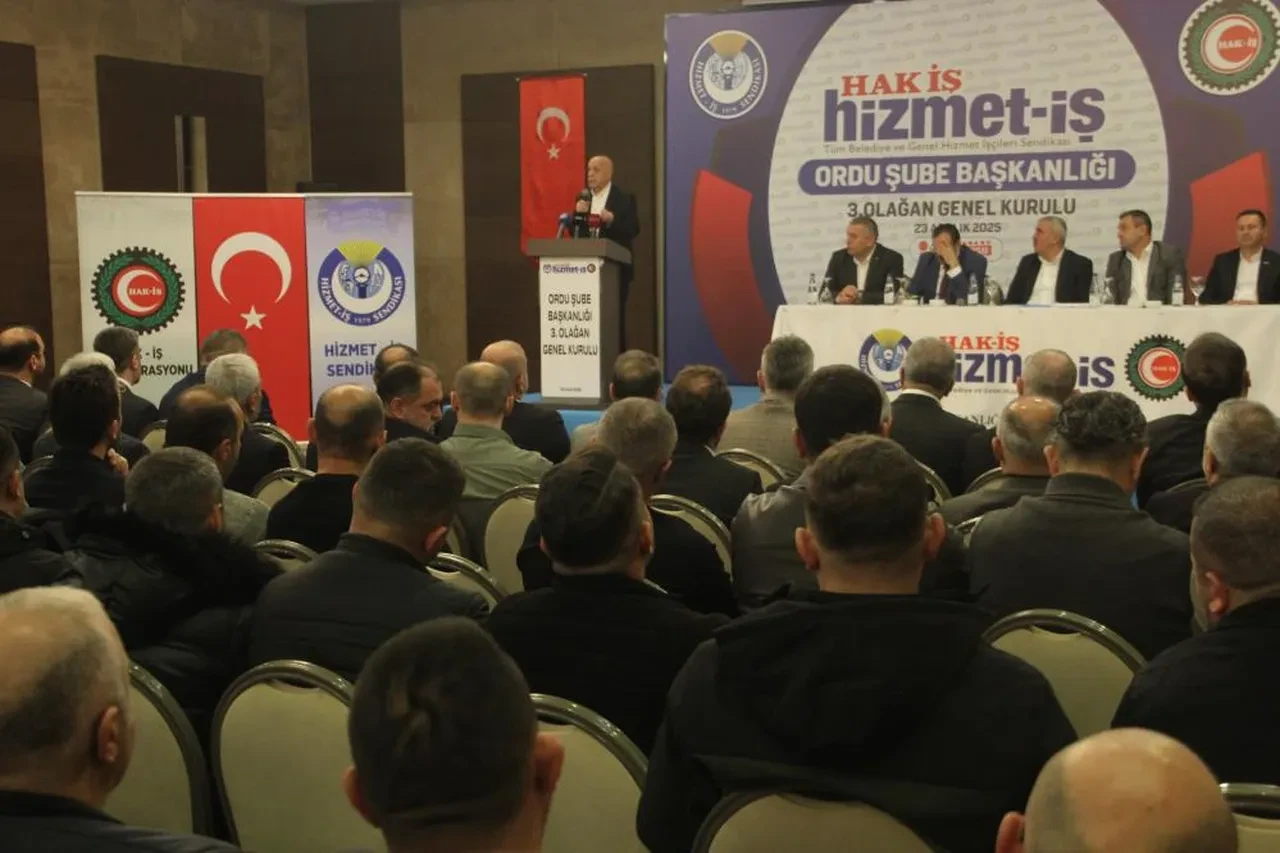 HAK-İŞ: Asgari ücret evli ve çocuklu işçiye göre belirlenmeli