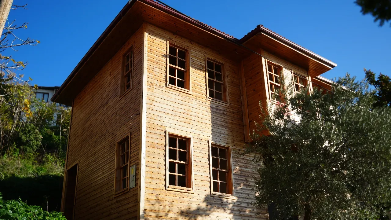 Hulusi Kentmen'in evi 'yılan hikayesine' döndü! 5 yıldır bitmek bilmeyen restorasyon 