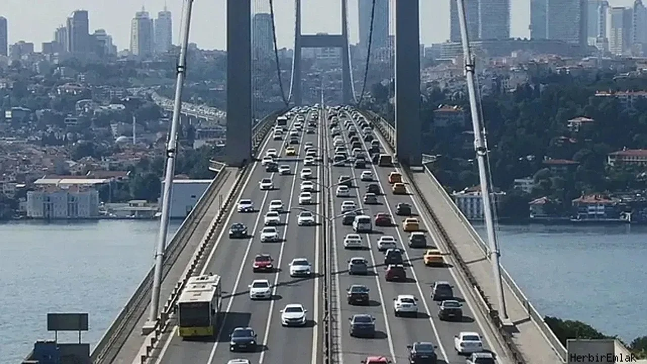 Köprü ve otoyol ücretlerine zam! Bakan Uraloğlu duyurdu