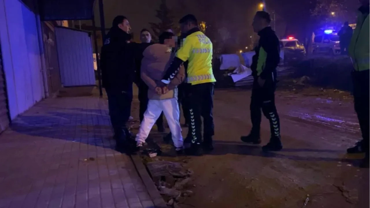 Motosiklet sürücüsü hem ehliyetsiz hem alkollü çıktı