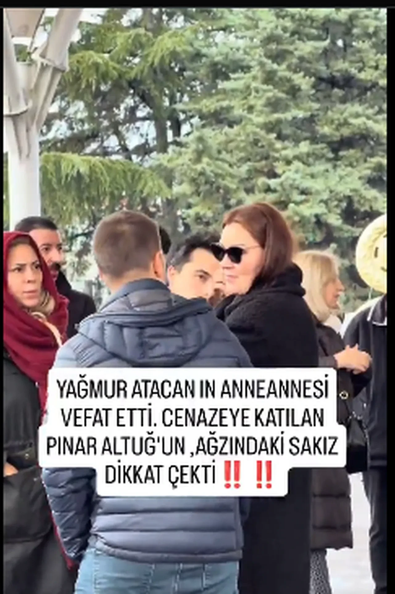 Pınar Altuğ'un cenazedeki tavırları sosyal medyayı ikiye ikiye böldü