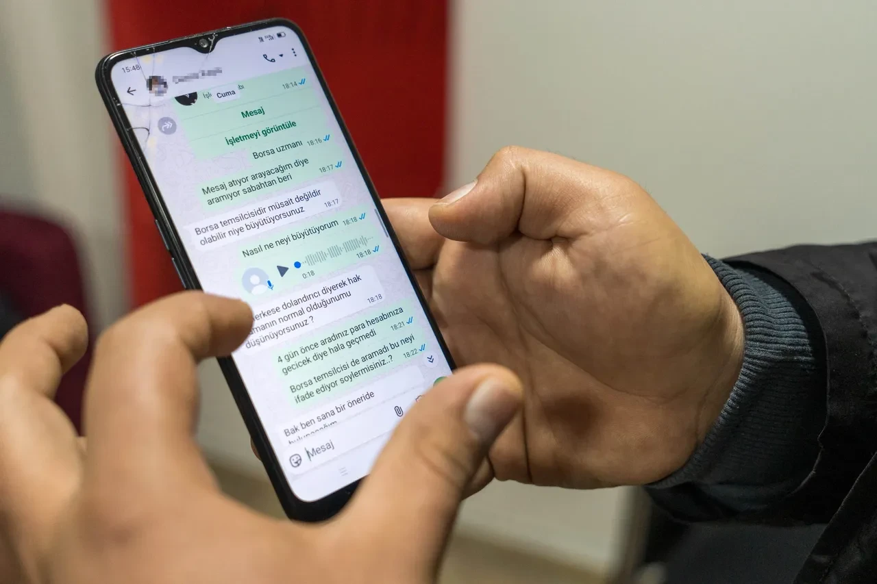 Yapay zeka ile tuzağa çekildi! Elinde avucunda para kalmadı: Dolandırıcıların yöntemi şoke etti 