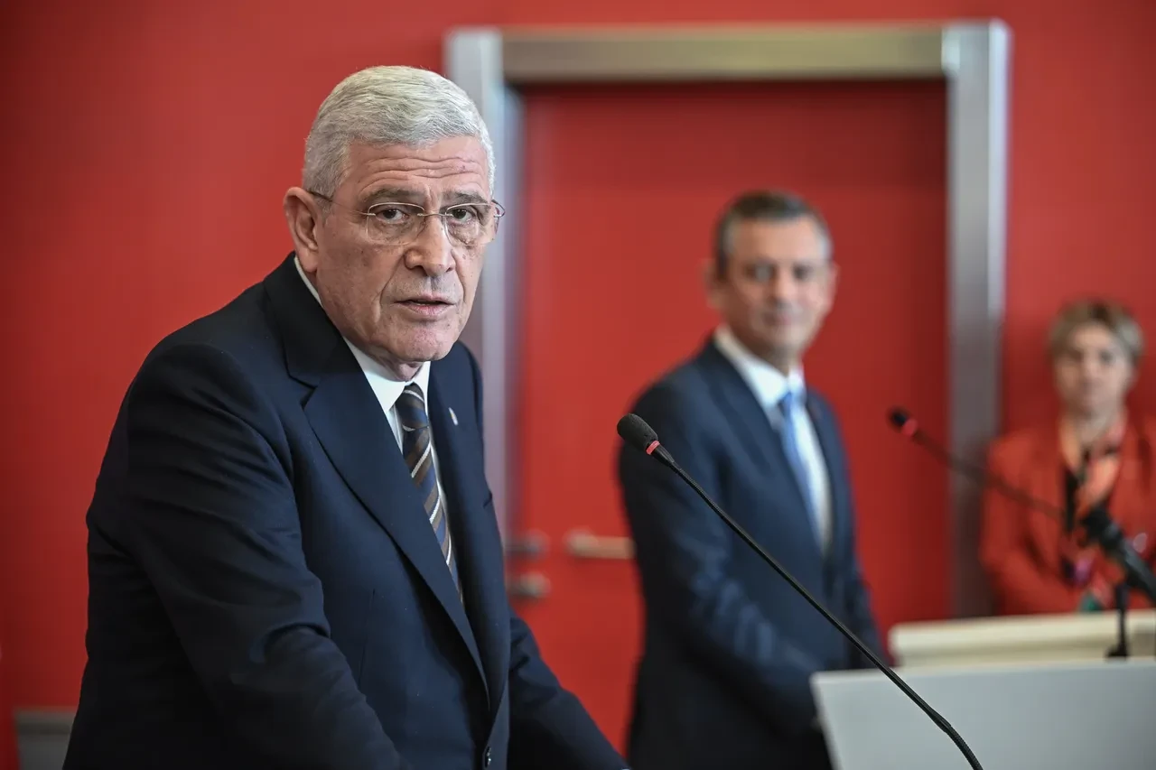 Asgari ücret zammına siyasi partilerden tepki: Alın terinin karşılığı değil