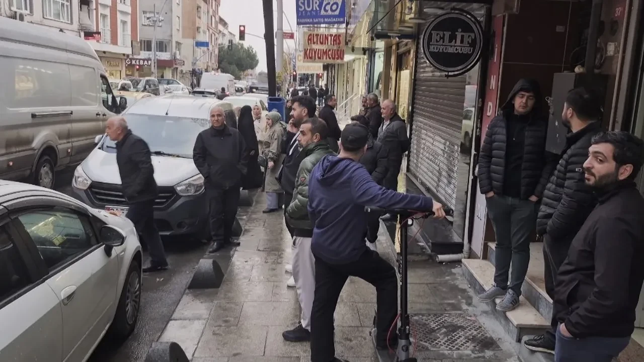 Bir kuyumcu vurgunu daha! Altınları alıp ortadan kayboldu