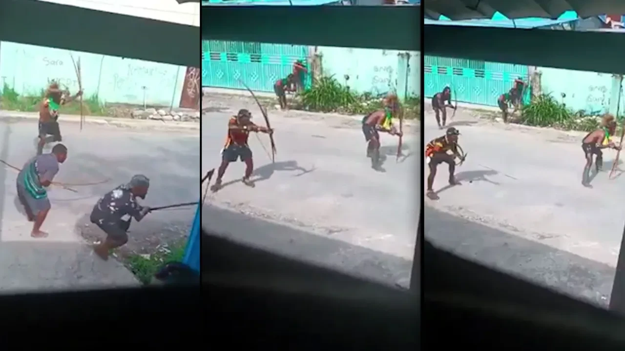 Cadde ortasında ok ve yaylarla birbirlerine girdiler