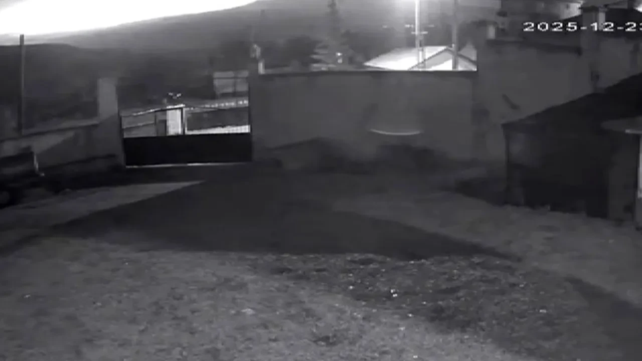 Libya'nın düşen uçağıyla ilgili yeni görüntüler ortaya çıktı