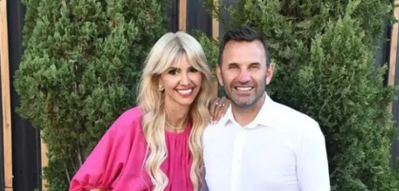 Okan Buruk eski eşi Nihan Akkuş ile Paris'te! 