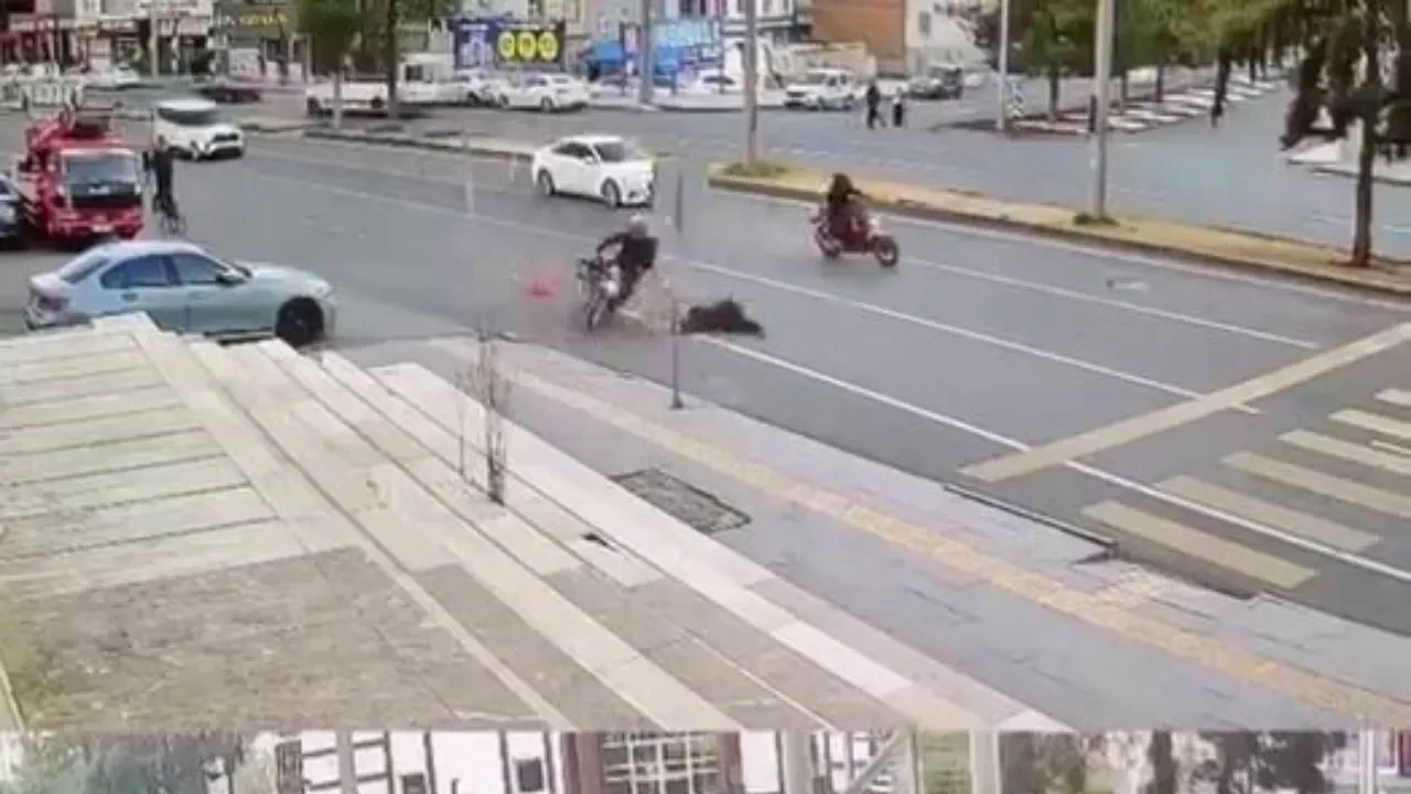 Yolun karşısına geçmeye çalıştı, dehşeti yaşadı! O anlar kamerada