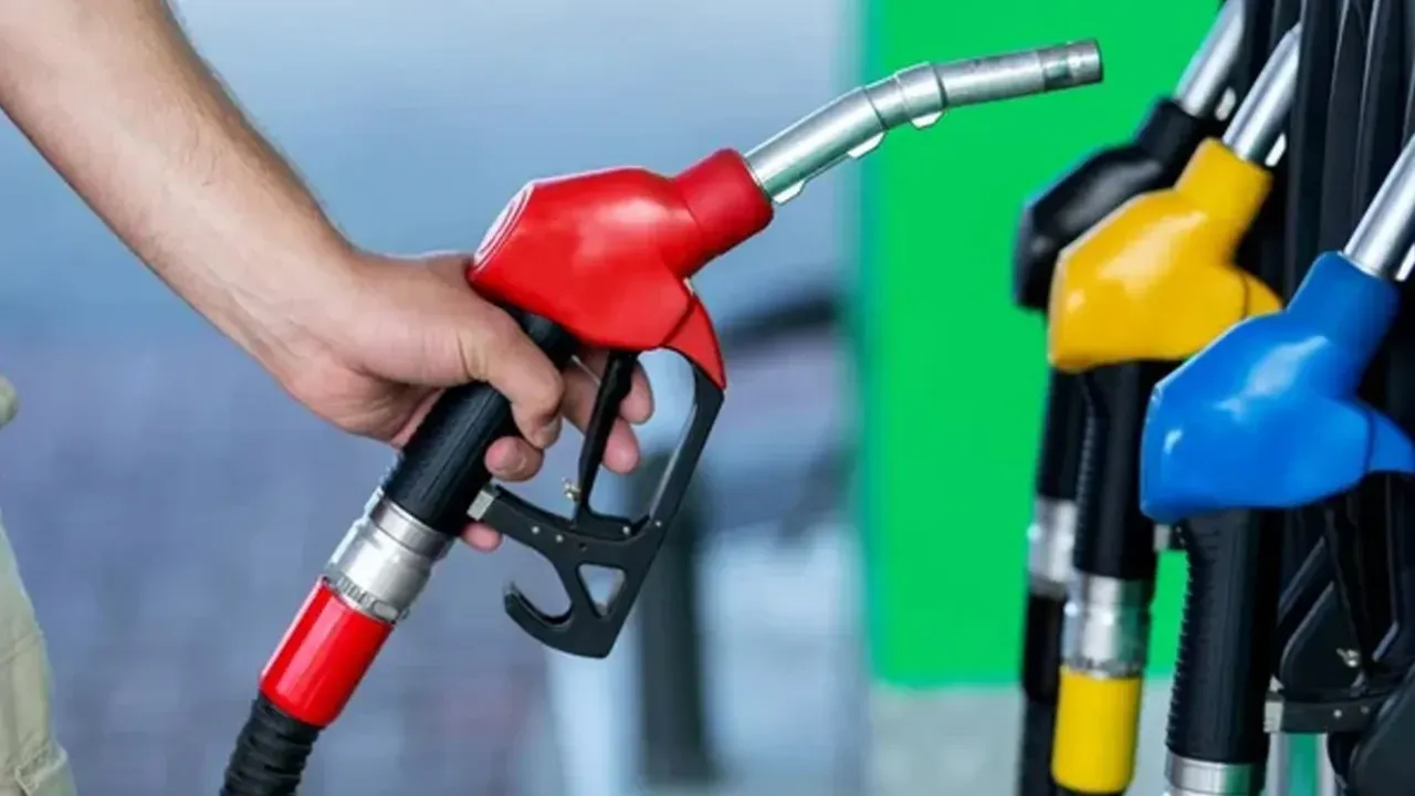 Akaryakıta çifte zam