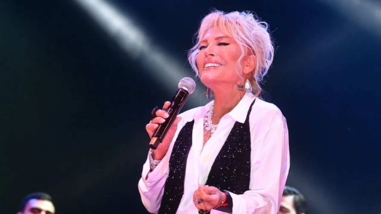 Akciğer kanserine yakalanan Semiramis Pekkan takipçilerini uyardı: Sakın kullanmayın 