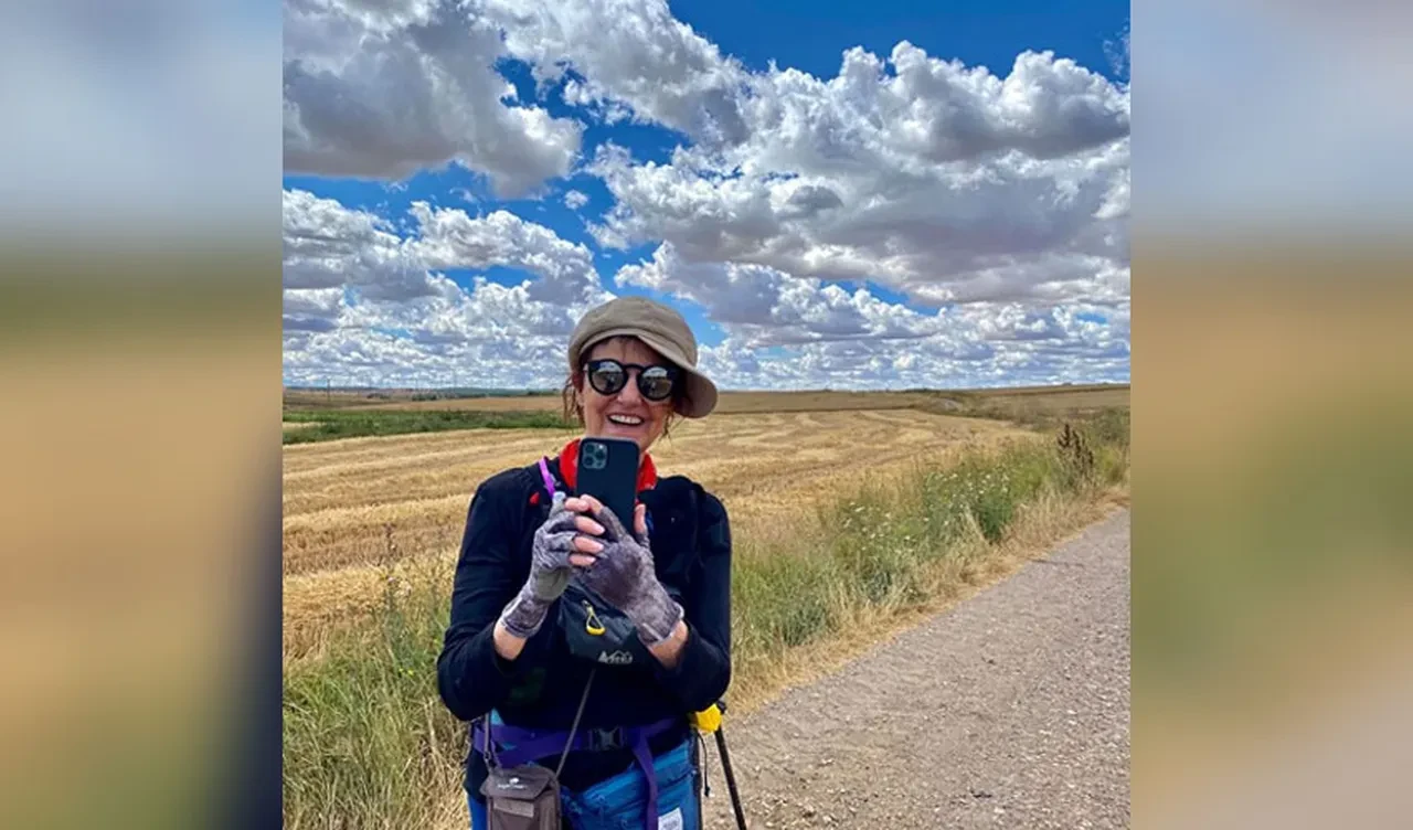 Aylık 17 bin TL'lik emekli maaşıyla dünyayı geziyor! Geçiminin sırrını açıkladı