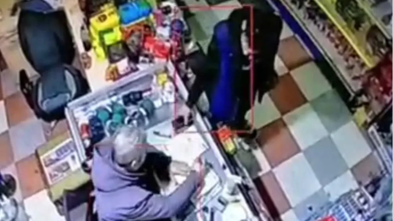 Hırsız önce kameraya sonra polislere yakalandı