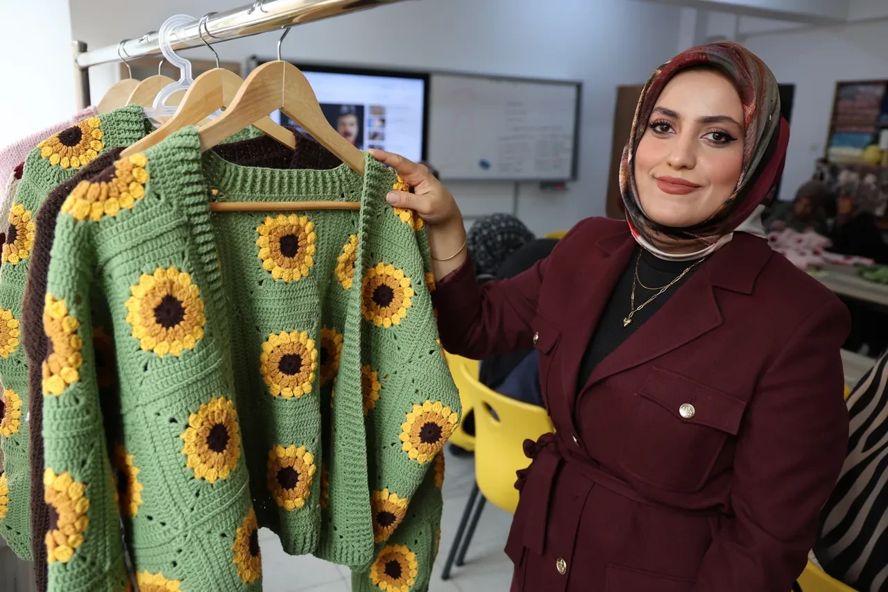 İngiltere'den Elazığ'a sipariş yağıyor! 20 kadın üretiyor: Yoğun talep var