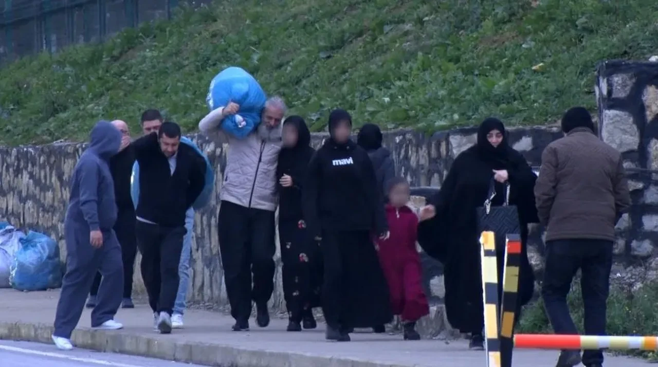 Mahkumların tahliyesi başladı! Cezaevi önünde bekleyen vatandaşın uyarısı olayı özetledi