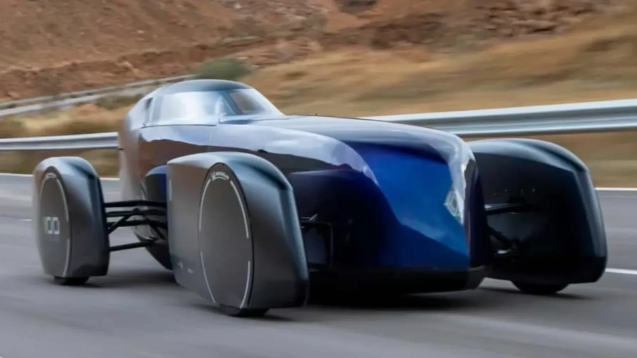 Renault’dan 1000 KM menzilli geleceğin otomobili