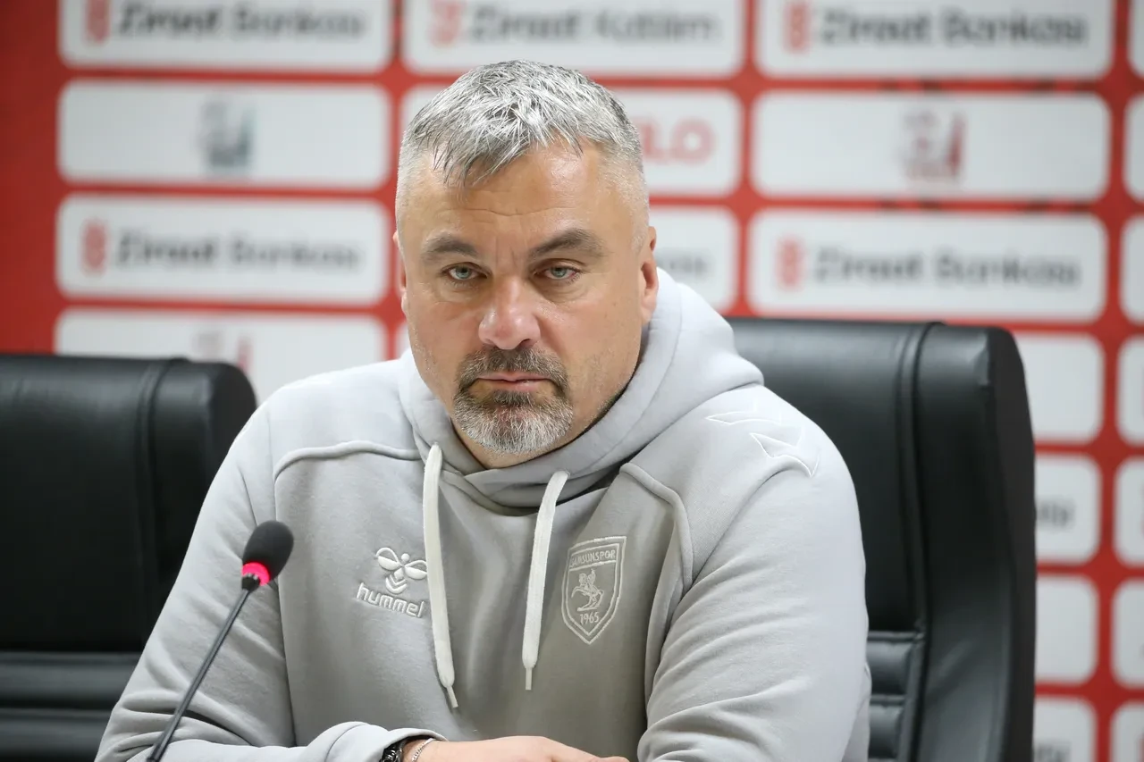 Samsunspor'un hocası Reis'ten Musaba'ya Fenerbahçe tepkisi: Bu davranış saygısızca